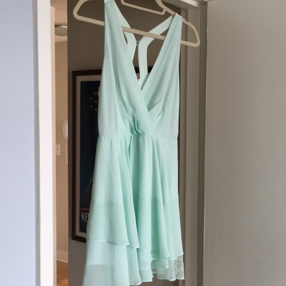 BCBG mint flowy dress - Picture 5 of 8
